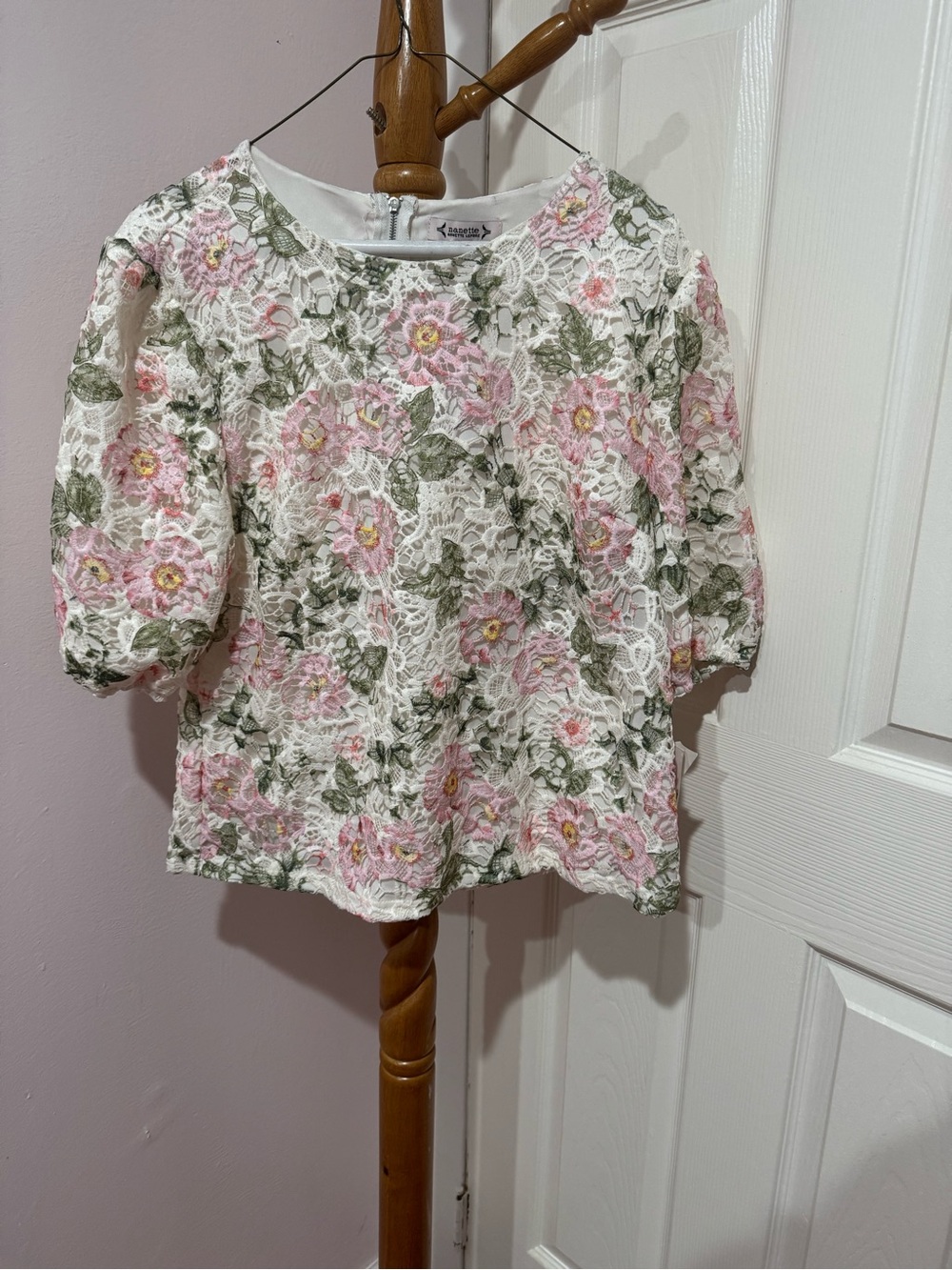 NWT Nanette Lepore Pink & Green Floral Lace Puff-Sleeve Blouse